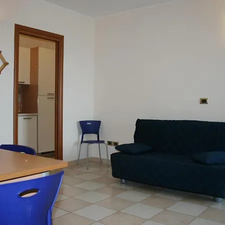 Hotel apartamentowy Elena Club 3*
