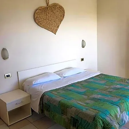 Aparthotel Elena Club