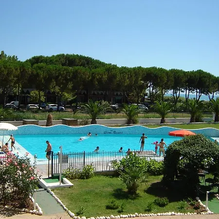 Hotel apartamentowy Elena Club 3*