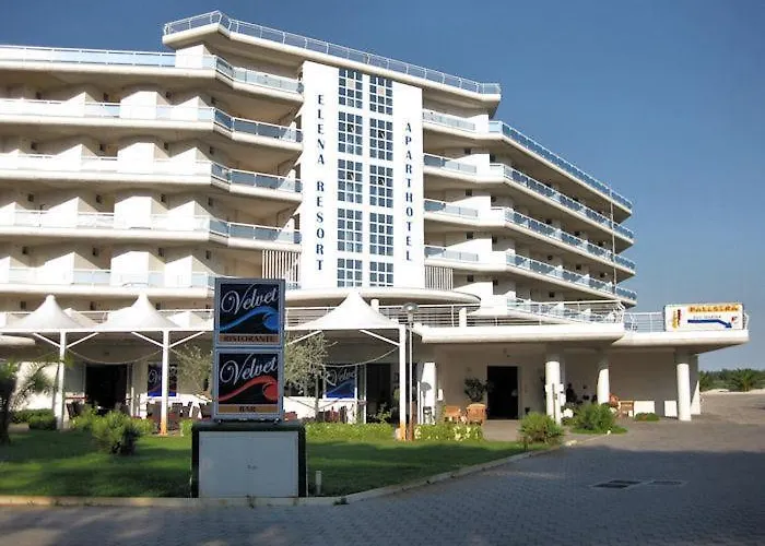 Lägenhetshotell Elena Club 3*