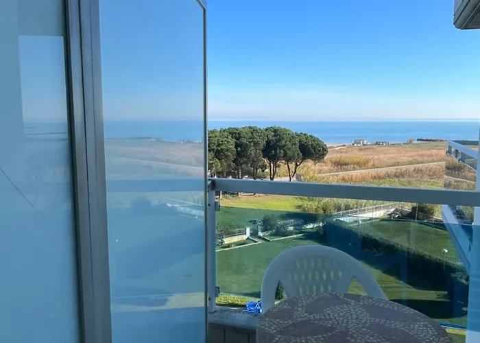 Elena Club Aparthotel 3*